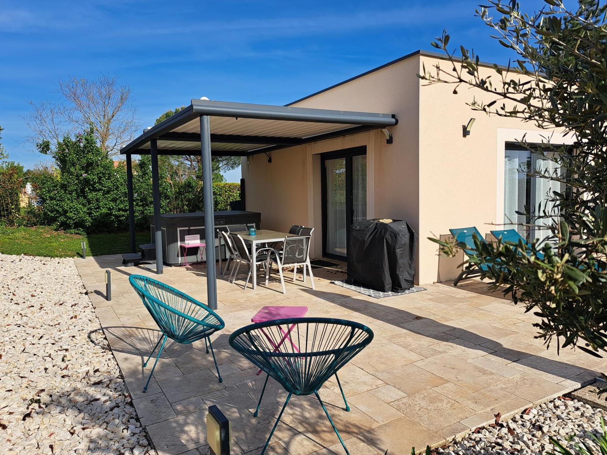 Villa Drome Jacuzzi La Maison D'A Cote Chatuzange-le-Goubet Exteriör bild